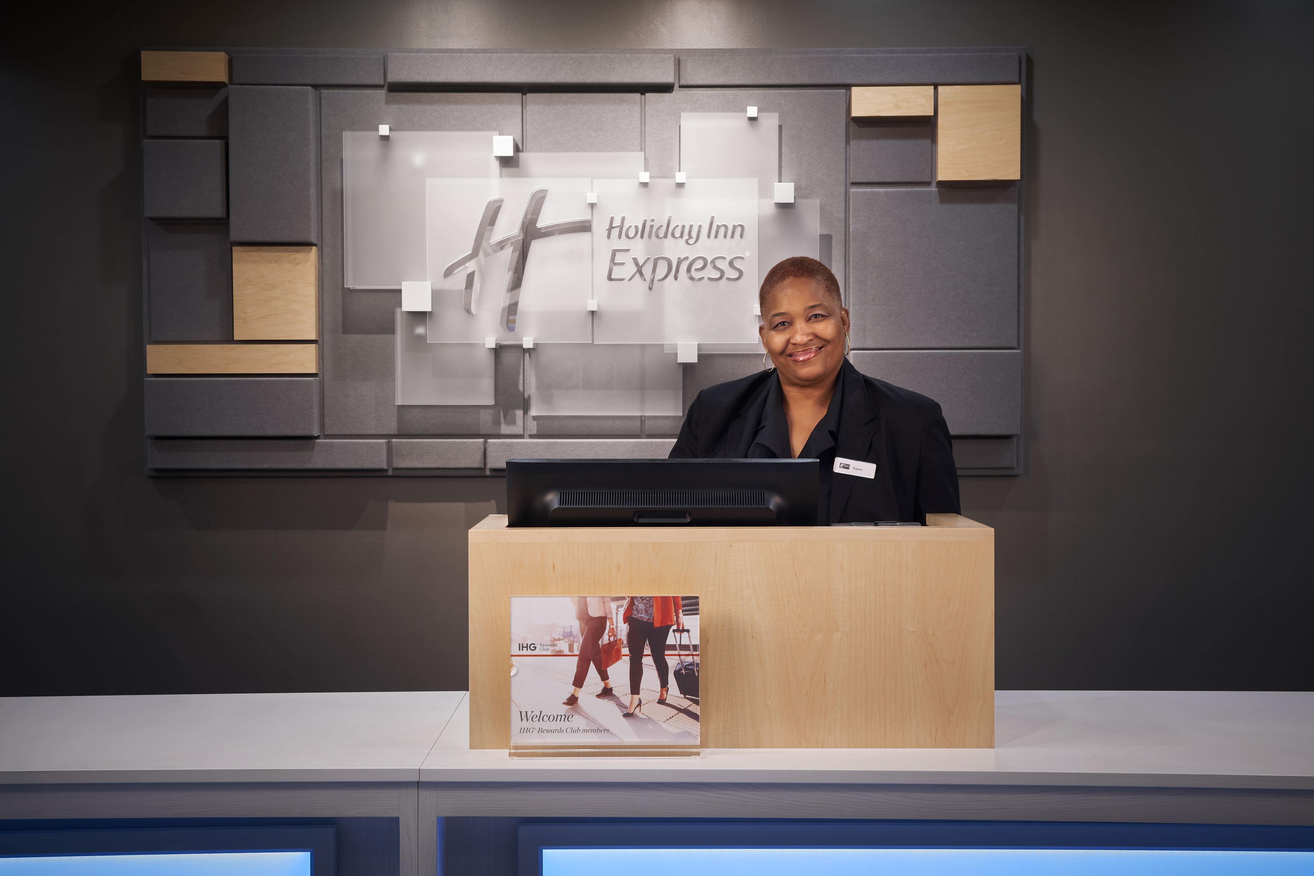 Holiday Inn Express - Richmond Downtown By Ihg Exterior foto